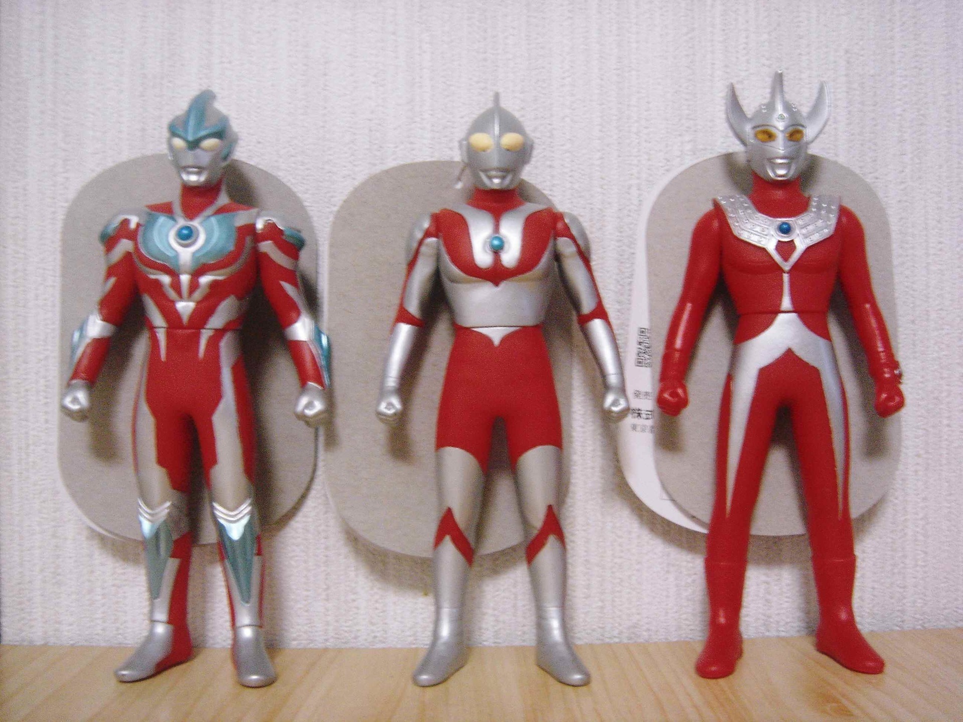 ウルトラマンエースソフビ（ライブサイン付） （ウルトラマン